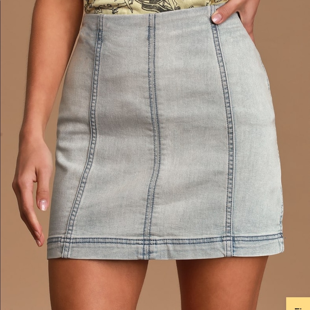Modern Femme Light Wash Denim Mini skirt